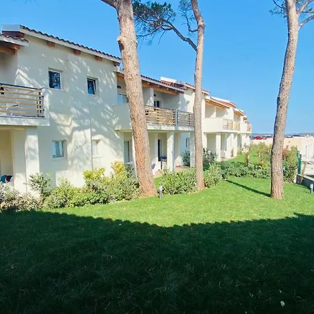 Hotel Club Esse Cala Bitta 3*
