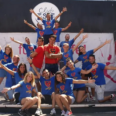 فندق Club Esse Cala Bitta بايا سردينيا