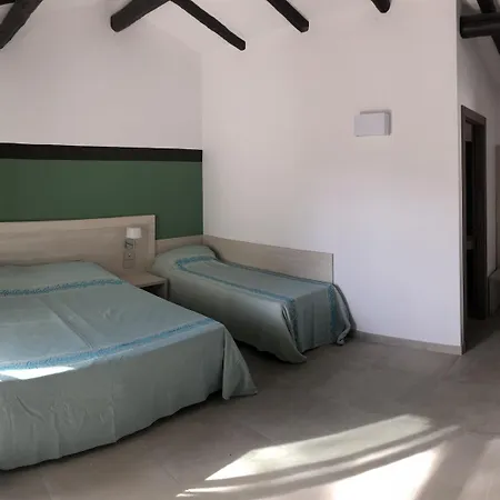 Club Esse Cala Bitta 3* بايا سردينيا