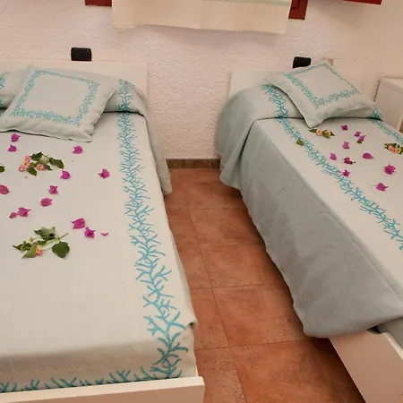 Club Esse Cala Bitta 3*