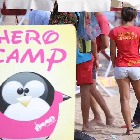 فندق Club Esse Cala Bitta بايا سردينيا