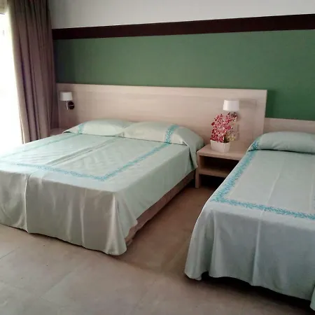 فندق Club Esse Cala Bitta بايا سردينيا