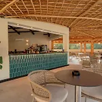 Club Esse Cala Bitta 3*