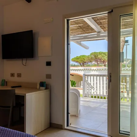 Club Esse Cala Bitta ホテル