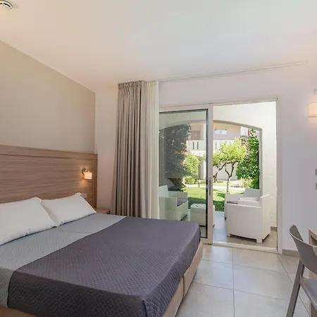 Club Esse Cala Bitta Hotel Baja Sardinia