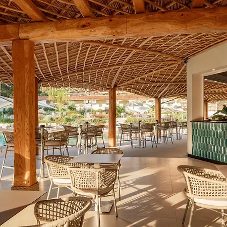 Club Esse Cala Bitta 3* Baja Sardinia