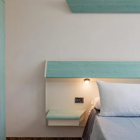 Hotel Club Esse Cala Bitta Baja Sardinia