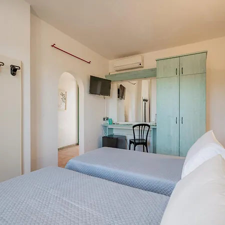 Club Esse Cala Bitta Hotel Baja Sardinia