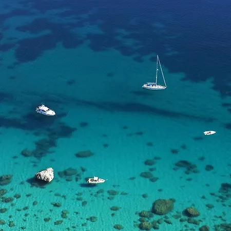 Szálloda Club Esse Cala Bitta