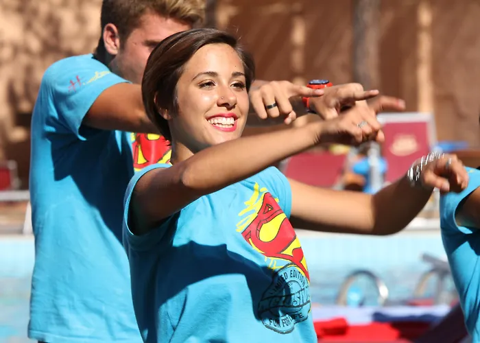 Hotel Club Esse Cala Bitta 3*