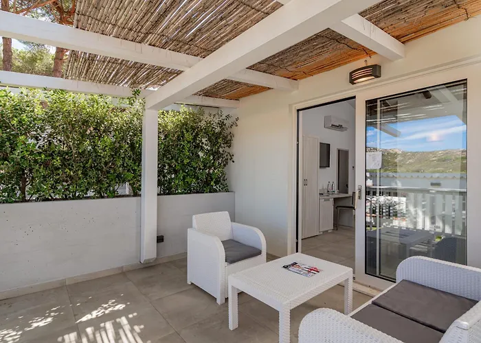 Club Esse Cala Bitta Hotel Baja Sardinia