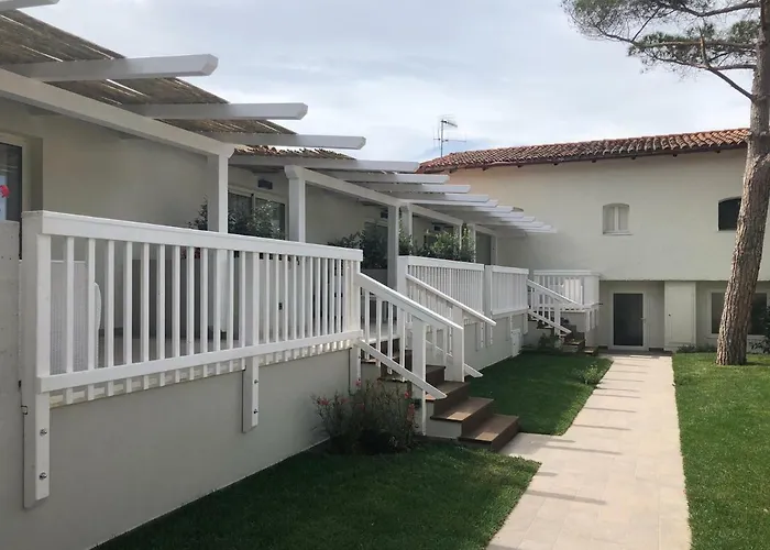 Hotel Club Esse Cala Bitta 3*